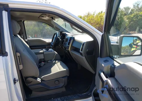 2015 Ford F-150 Xlt z USA, uszkodzony, nr VIN 1FTFX1EF0FFC00150